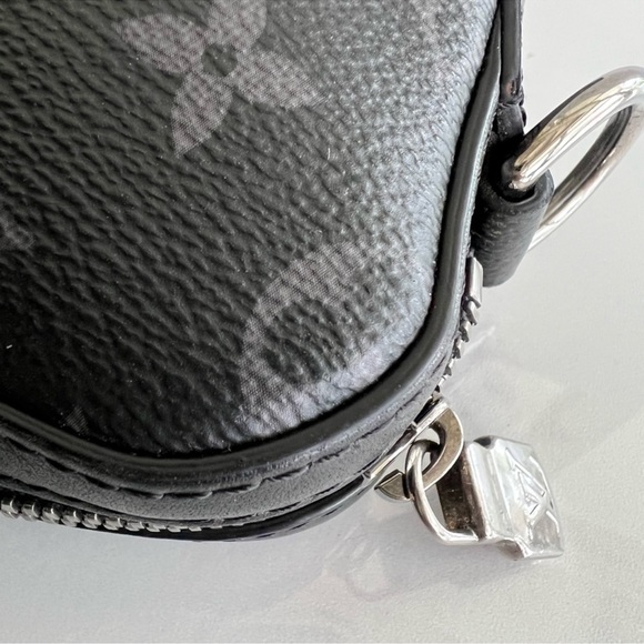 Authentic Louis Vuitton Eclipse reverse Monogram pouchette trio - Picture 2 of 15